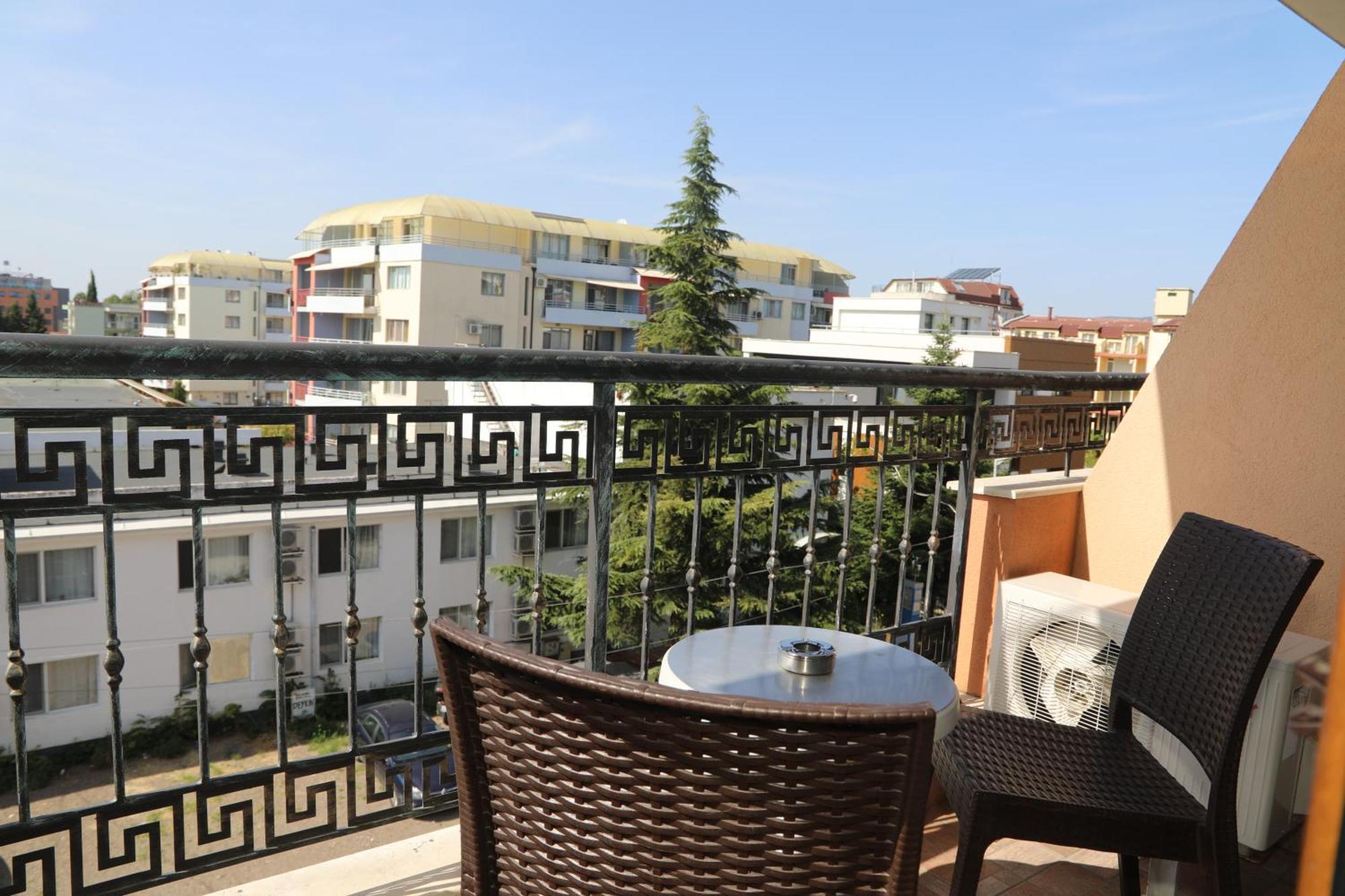 Family Hotel Deykin Sunny Beach Exterior foto